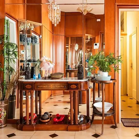 Apartment Gaudi 51 Barcelona