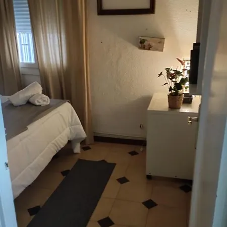 Gaudi 51 * Barcelona