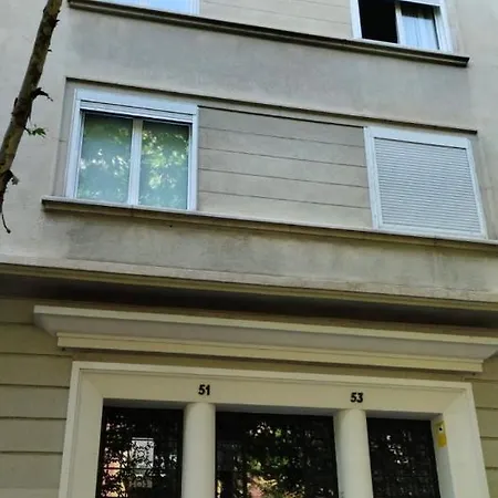 Gaudi 51 * Barcellona